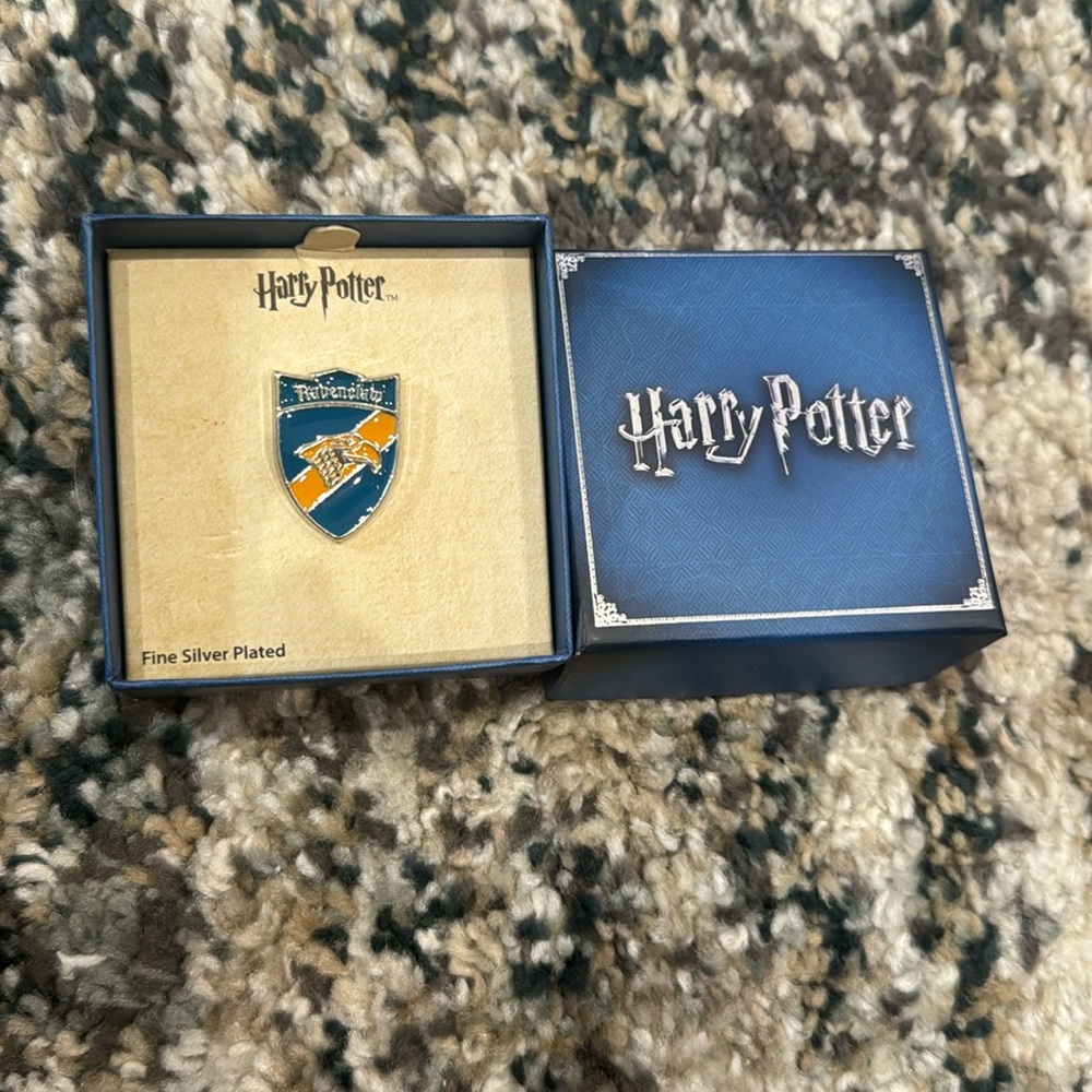 Harry Potter Ravenclaw Pin